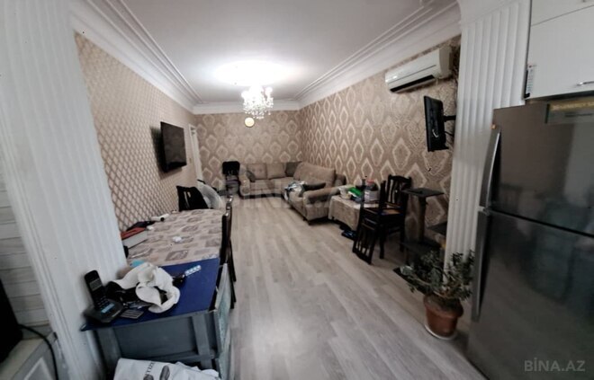 Продаётся 2-комн. вторичка 40 м², м. Ази Асланов, photo 3 from 11