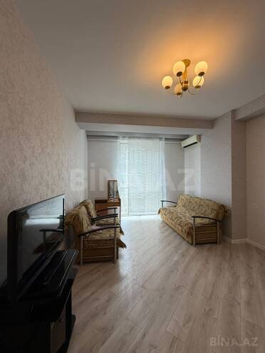 Сдаётся 3-комн. новостройка 84 м², Насиминский  р., photo 1 from 16
