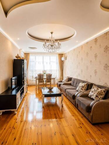 Продается 2-комн. новостройка 82 м², пос. Старые Гюнешли, photo 1 from 11