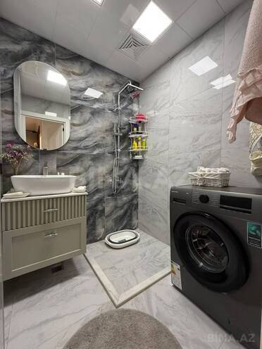 Satılır 2 otaqlı köhnə tikili 65 m², Xalqlar Dostluğu m., photo 13 from 16
