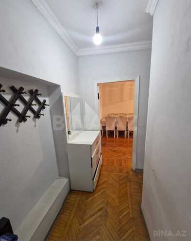 Продаётся 2-комн. вторичка 55 м², м. Иншаатчылар, photo 8 from 13