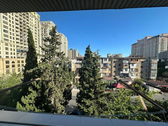 Satılır 3 otaqlı köhnə tikili 70 m², Elmlər Akademiyası m., photo 19 from 21