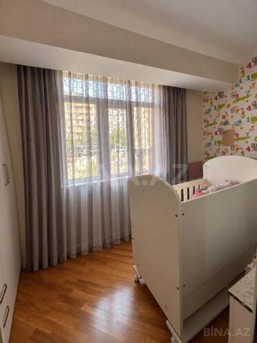 Satılır 2 otaqlı köhnə tikili 80 m², Qara Qarayev m., photo 7 from 13