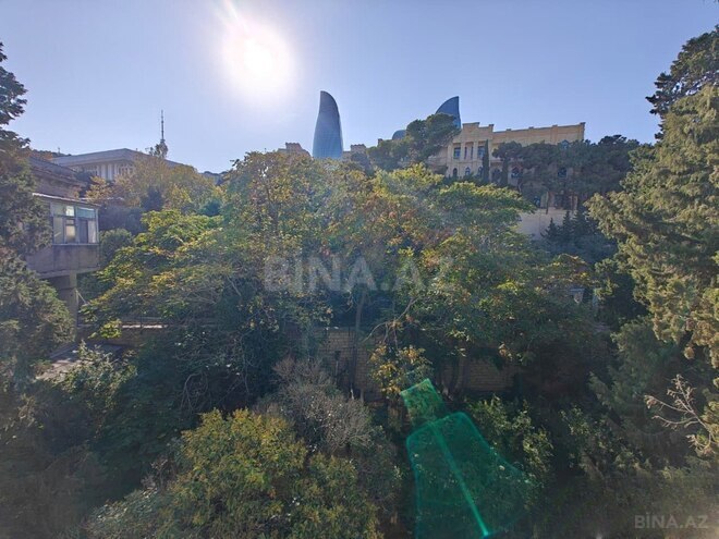 İcarəyə verilir 2 otaqlı köhnə tikili 70 m², İçəri Şəhər m., photo 15 from 21