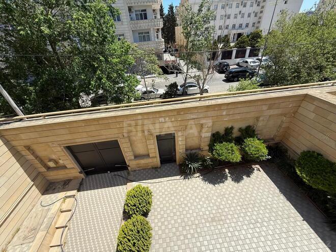 Продаётся 8-комн. дом/дача 1 000 м², м. Насими, photo 3 from 32