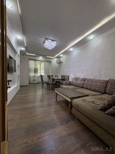 Satılır 2 otaqlı köhnə tikili 65 m², Suraxanı r., photo 1 from 18
