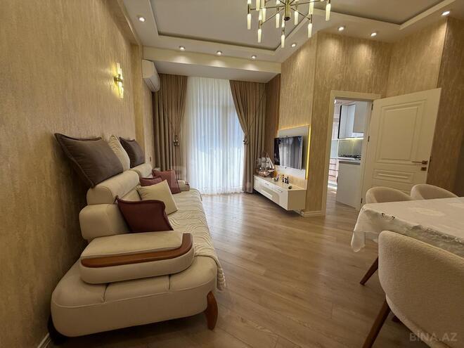 Сдается 2-комн. новостройка 55 м², м. Нариман Нариманов, photo 1 from 24