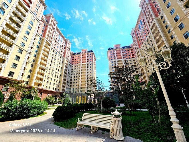 Продаётся 4-комн. новостройка 185 м², м. Элмляр Академиясы, photo 1 from 16