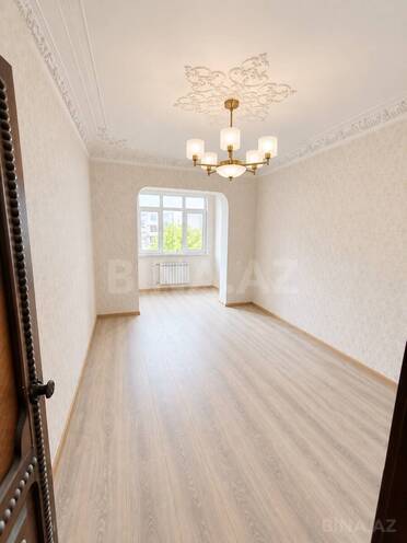 Satılır 2 otaqlı köhnə tikili 65 m², Yasamal r., photo 1 from 14