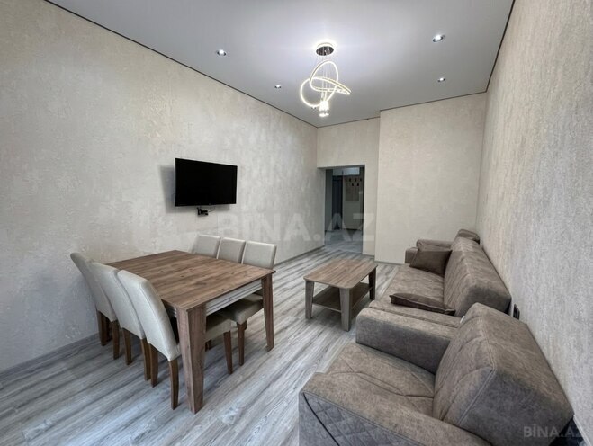 Сдаётся 2-комн. новостройка 70 м², м. Кероглу, photo 3 from 10