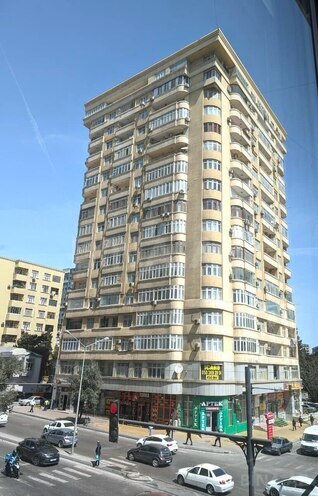 Продаётся 3-комн. новостройка 130 м², м. Мемар Аджеми, photo 17 from 18
