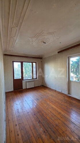 Satılır 2 otaqlı köhnə tikili 55 m², Bakıxanov q., photo 1 from 14