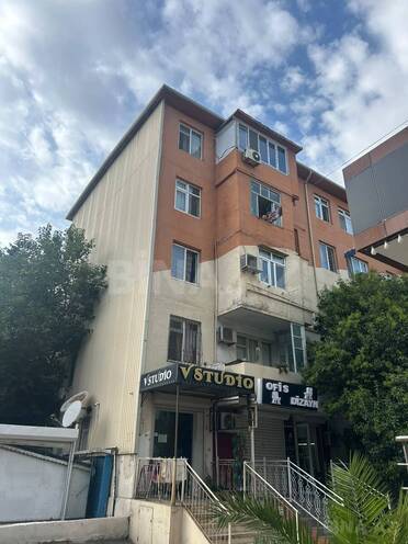 Satılır 1 otaqlı köhnə tikili 35 m², Memar Əcəmi m., photo 3 from 12