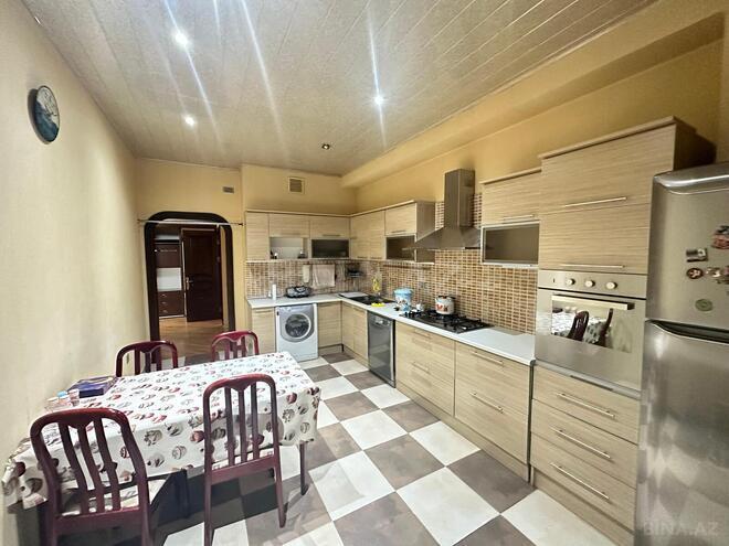 Сдаётся 3-комн. новостройка 140 м², Насиминский  р., photo 8 from 12