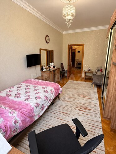 Продаётся 3-комн. новостройка 162 м², м. Элмляр Академиясы, photo 11 from 16