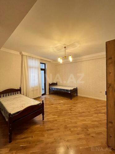Сдаётся 3-комн. новостройка 130 м², м. Нариман Нариманов, photo 8 from 18