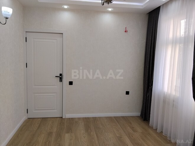 Продаётся 2-комн. вторичка 65 м², м. Ази Асланов, photo 8 from 15