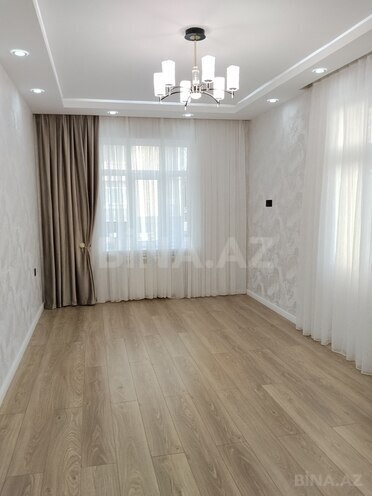 Продаётся 2-комн. вторичка 65 м², м. Ази Асланов, photo 1 from 15