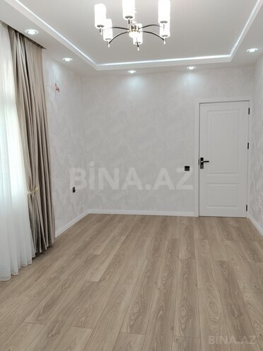 Продаётся 2-комн. вторичка 65 м², м. Ази Асланов, photo 5 from 15