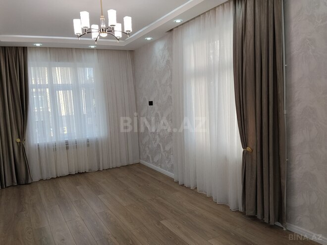 Продаётся 2-комн. вторичка 65 м², м. Ази Асланов, photo 3 from 15