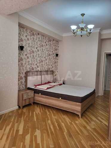 Сдаётся 3-комн. новостройка 95 м², м. Насими, photo 1 from 12