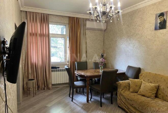 Продаётся 2-комн. вторичка 75 м², м. Гянджлик, photo 1 from 9