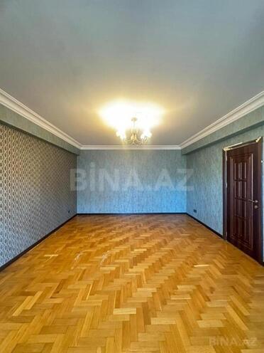 Продаётся 5-комн. вторичка 180 м², м. Низами, photo 5 from 17