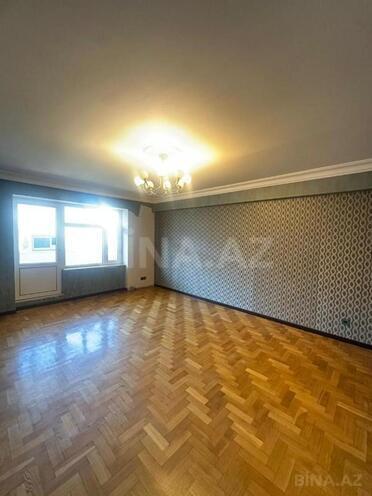 Продаётся 5-комн. вторичка 180 м², м. Низами, photo 4 from 17