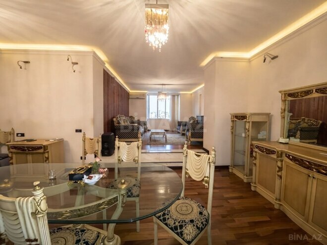 İcarəyə verilir 6 otaqlı köhnə tikili 300 m², İçəri Şəhər m., photo 3 from 30