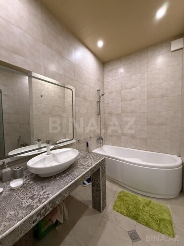 Продается 4-комн. вторичка 134 м², м. Ичеришехер, photo 12 from 32