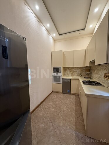 Продается 4-комн. вторичка 134 м², м. Ичеришехер, photo 24 from 32