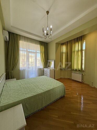 Продается 4-комн. вторичка 134 м², м. Ичеришехер, photo 17 from 32