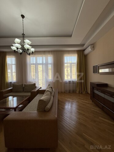 Продается 4-комн. вторичка 134 м², м. Ичеришехер, photo 6 from 32