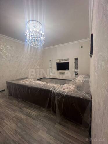 İcarəyə verilir 4 otaqlı həyət evi/bağ evi 200 m², İnşaatçılar m., photo 1 from 32