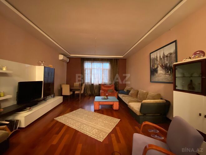 Продается 3-комн. новостройка 135 м², м. Элмляр Академиясы, photo 1 from 12