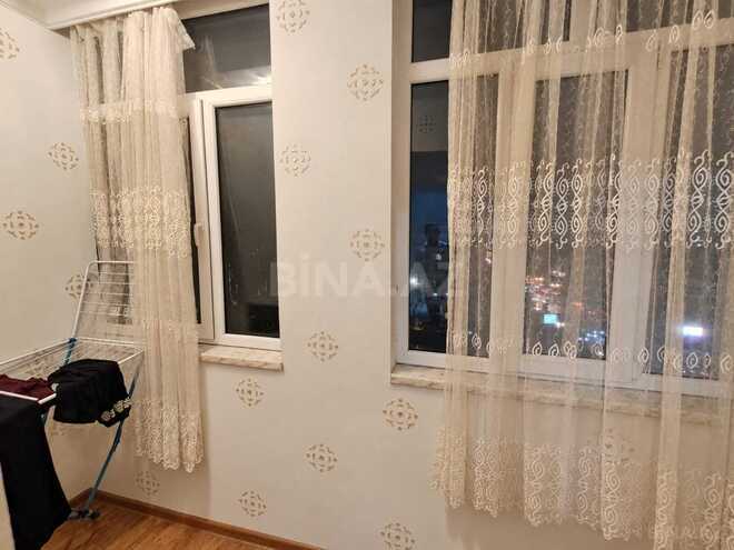 Продается 3-комн. вторичка 45 м², м. Кара Караев, photo 7 from 9