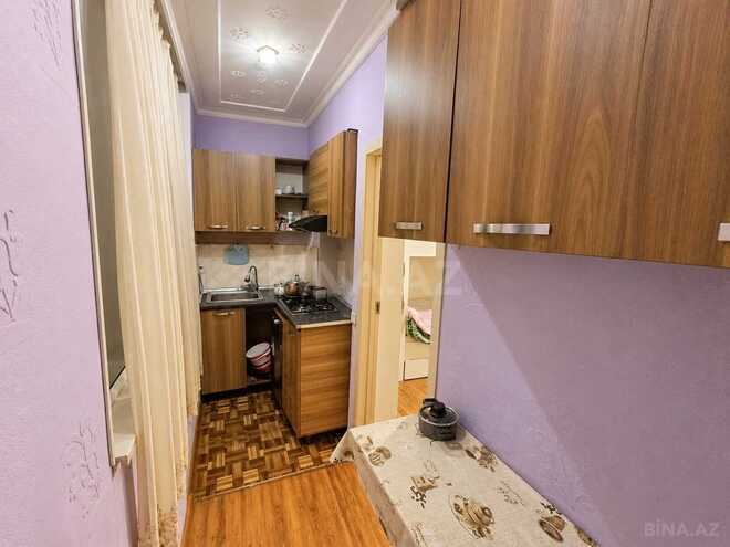Продается 3-комн. вторичка 45 м², м. Кара Караев, photo 5 from 9