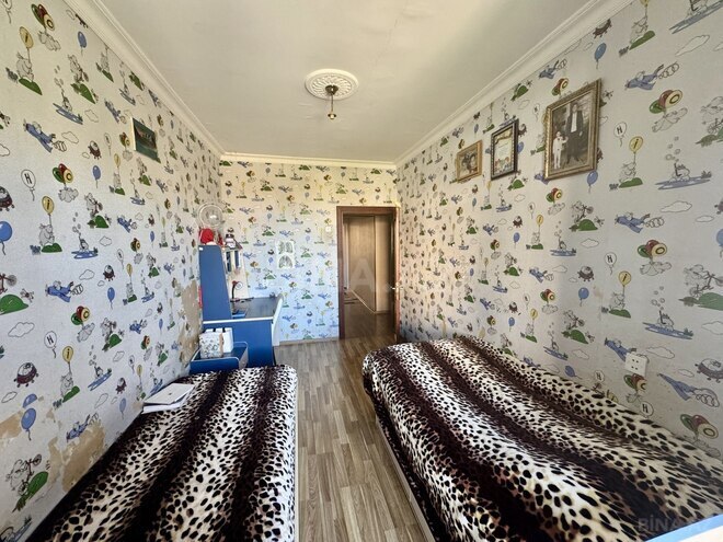 Satılır 4 otaqlı köhnə tikili 100 m², Xalqlar Dostluğu m., photo 13 from 27
