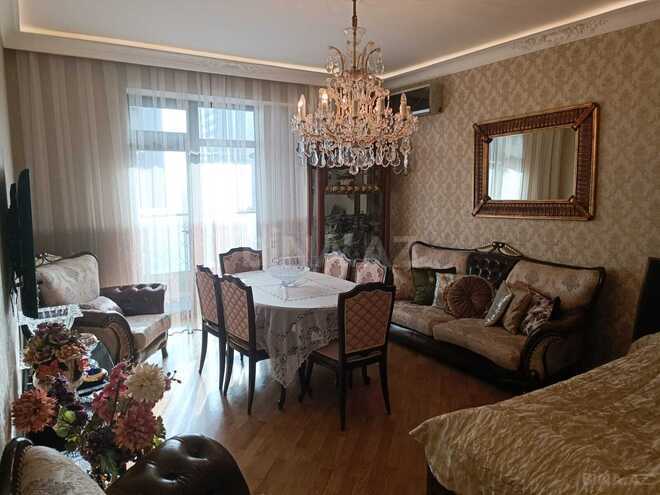 Продается 2-комн. новостройка 65 м², м. 8 ноября, photo 6 from 17