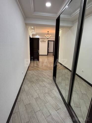 Сдается 4-комн. новостройка 180 м², м. Иншаатчылар, photo 6 from 17