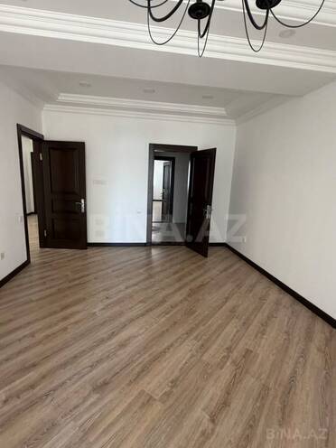 Сдается 4-комн. новостройка 180 м², м. Иншаатчылар, photo 8 from 17