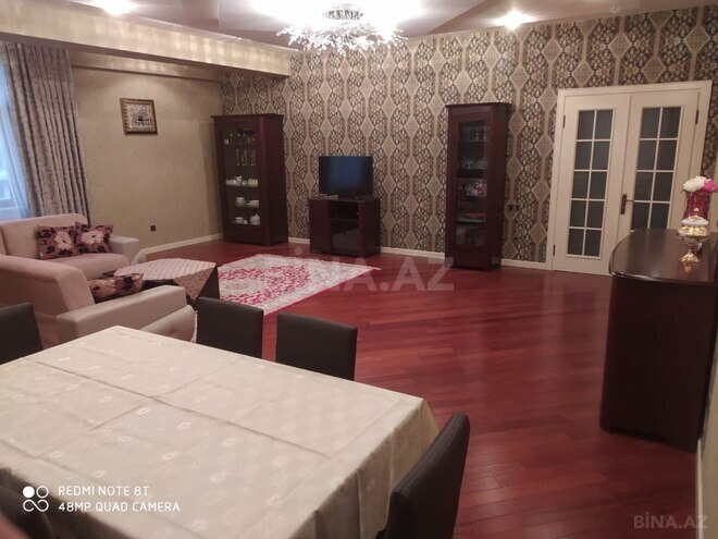 Сдается 3-комн. новостройка 150 м², м. Низами, photo 3 from 21