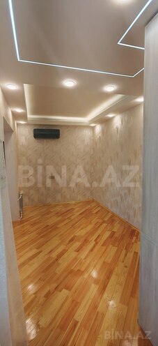 Продаётся 2-комн. вторичка 35 м², м. Иншаатчылар, photo 1 from 22