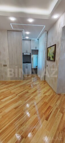 Продаётся 2-комн. вторичка 35 м², м. Иншаатчылар, photo 8 from 22