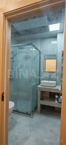 Продаётся 2-комн. вторичка 35 м², м. Иншаатчылар, photo 19 from 22