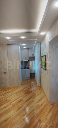 Продаётся 2-комн. вторичка 35 м², м. Иншаатчылар, photo 11 from 22