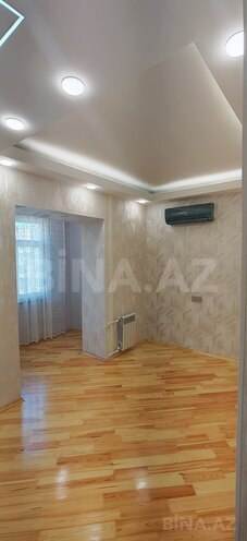 Продаётся 2-комн. вторичка 35 м², м. Иншаатчылар, photo 6 from 22
