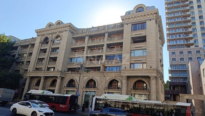 Satılır 2 otaqlı köhnə tikili 65 m², Nizami m., photo 11 from 12