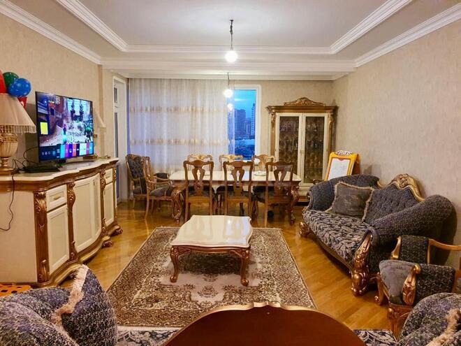 Сдаётся 2-комн. новостройка 100 м², м. Шах Исмаил Хатаи, photo 1 from 12