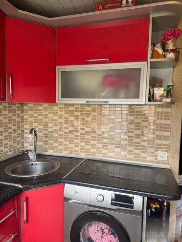Satılır 1 otaqlı köhnə tikili 35 m², İnşaatçılar m., photo 7 from 10